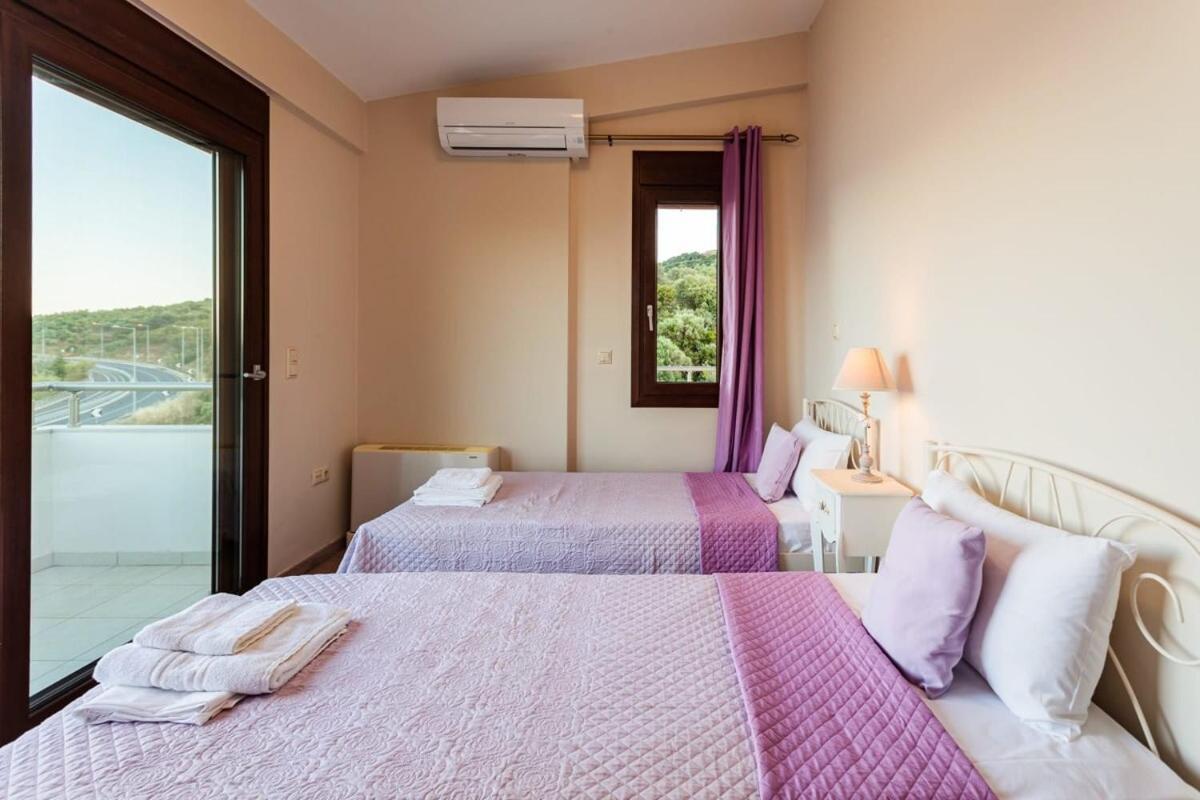 Villa Armonia - Beachfront Majestic Retreat Petalidi Bagian luar foto